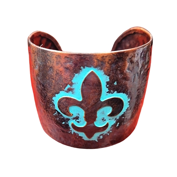 FLUER DE LIS CUFF BRACELET - Picture 3 of 7